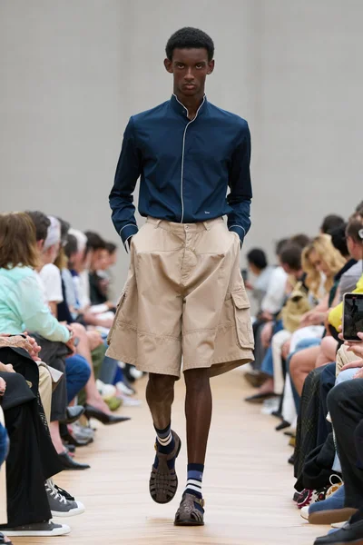 Look 62